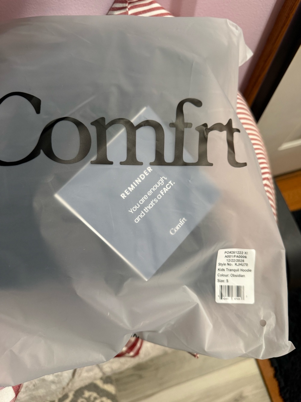 Comfrt Tranquil Obsidian Black Hoodie Sweatshirt Size S
